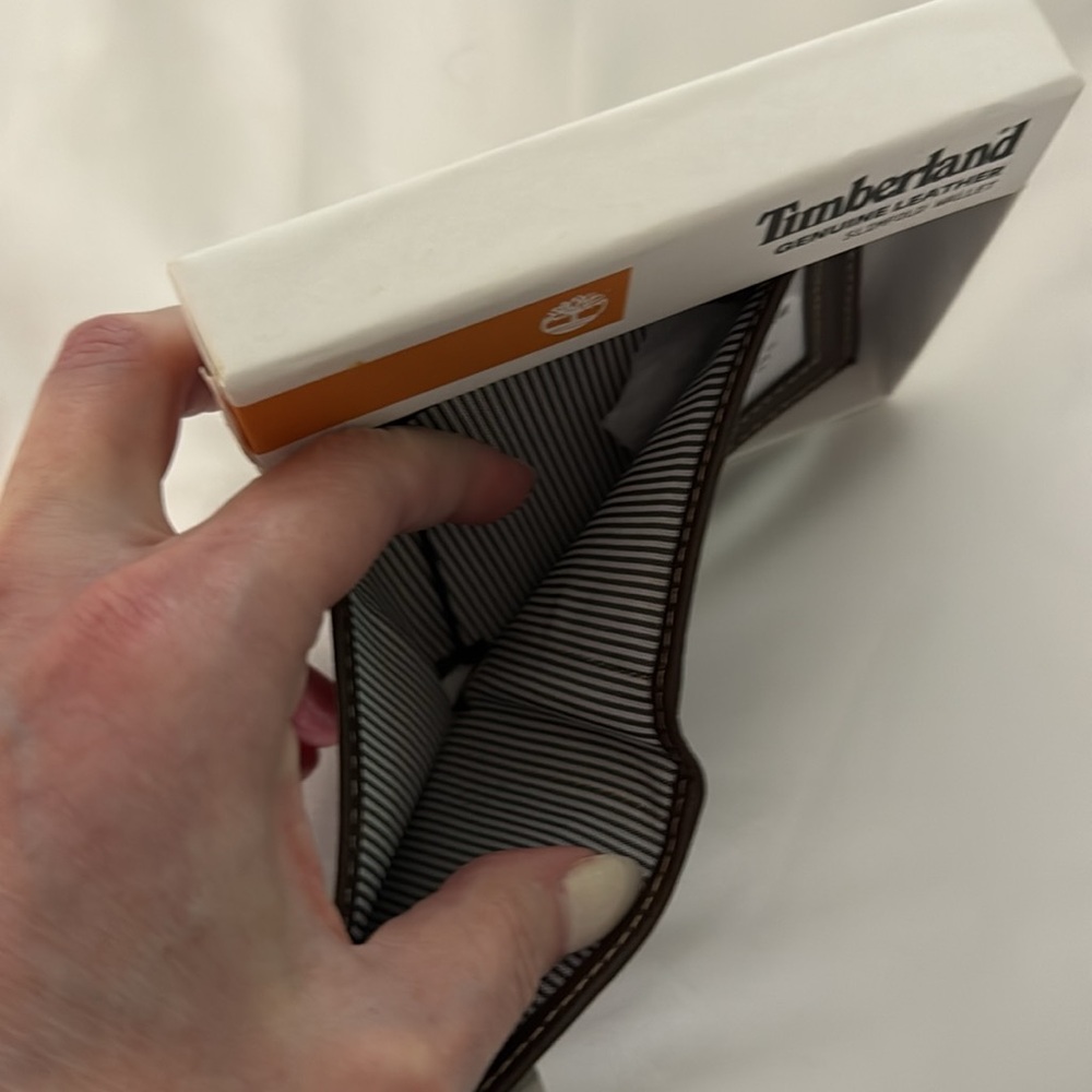 Timberland Brown Leather Slim fold Wallet - Picture 3 of 4